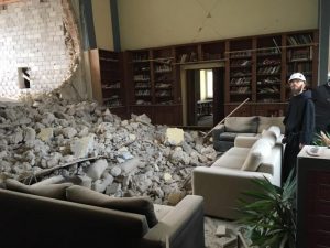monaci-biblioteca-terremoto-norcia