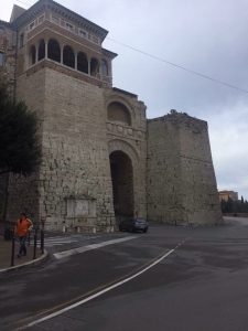 parcheggio selvaggio arco etrusco Perugia