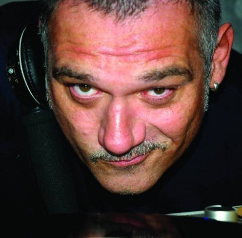 VIGILIA DI FERRAGOSTO CON RALF. IL DJ A CITTA’ DI CASTELLO PER “FONTECHNO”