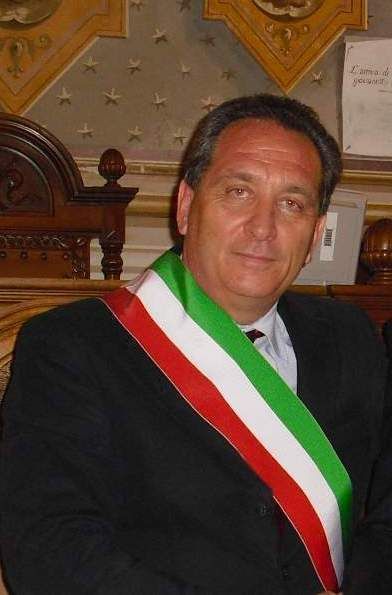 Crisi di maggioranza: ultimatum dei centristi al sindaco