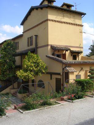 “Solidali con l’arte”, mostra di opere d’arte a Spoleto a favore Centro don Guerrino Rota