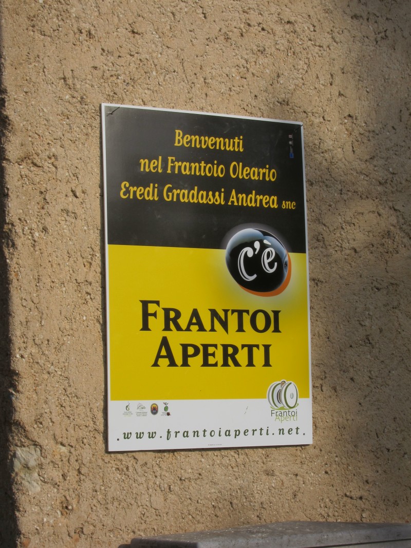 Frantoi Aperti a Campello. Il programma del mulino della famiglia Gradassi