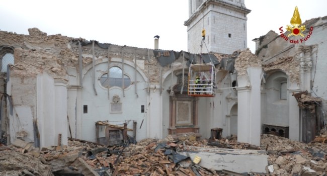 concattedrale di santa maria argentea norcia