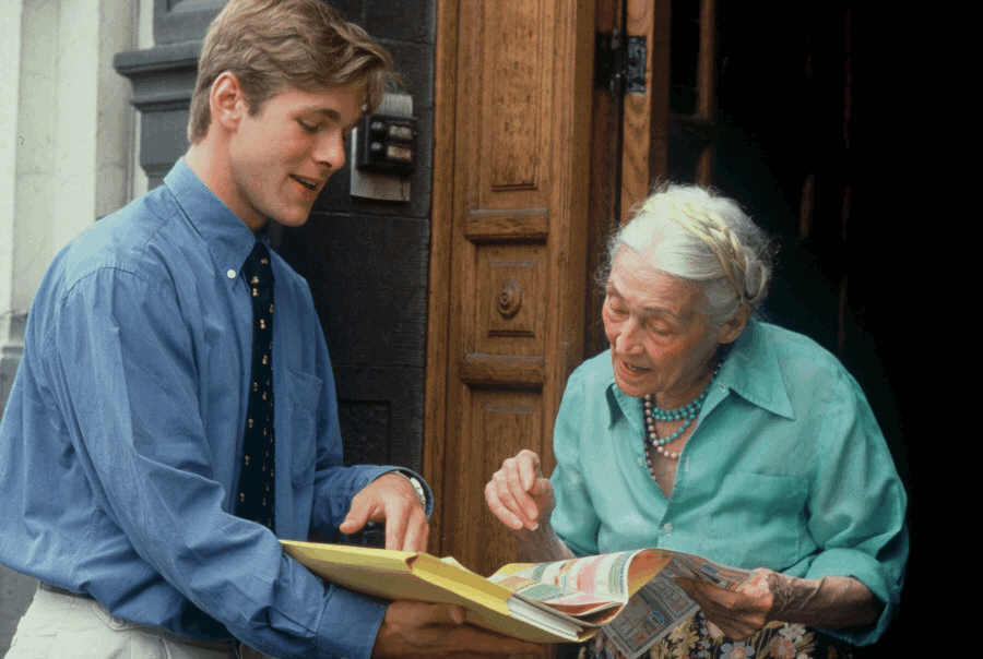 Truffa a anziana: fogli di via per due campani