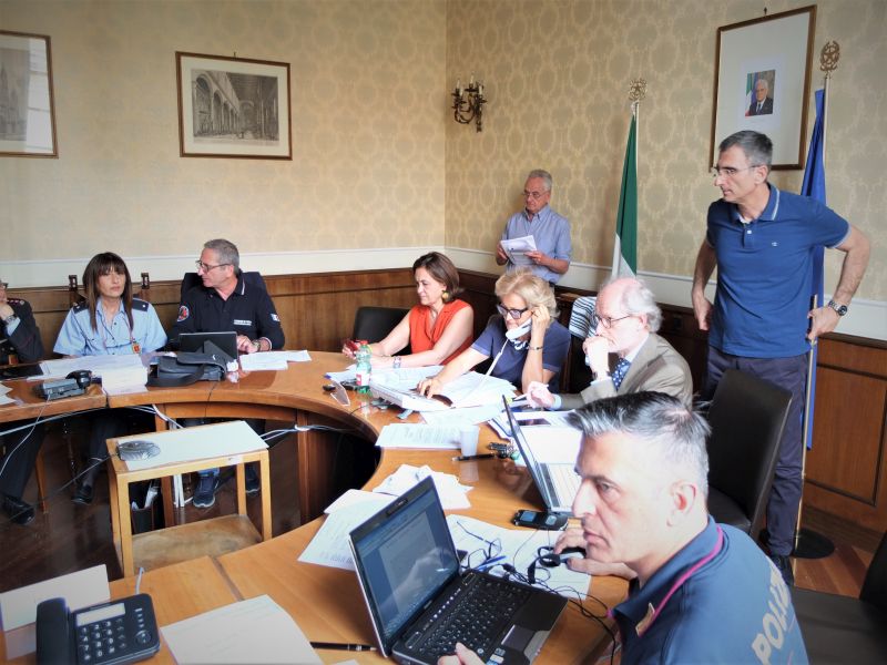 Terni, simulazione attacco terroristico ‘chimico’ | Esercitazione di difesa civile