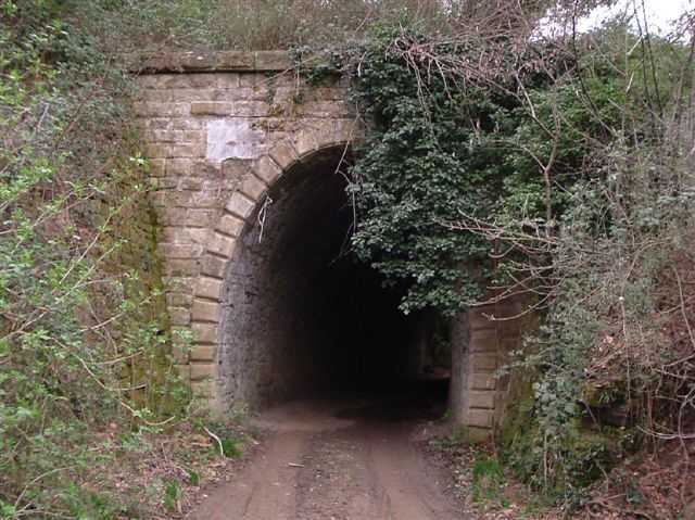 Ferrovia in Valtiberina convegno mostra e camminata sulla ex