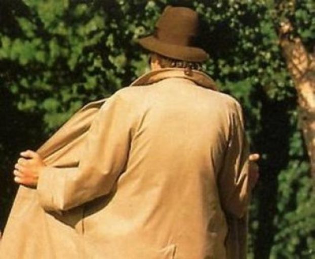 Si masturba ai giardinetti, 75enne “prestante” denunciato per atti osceni