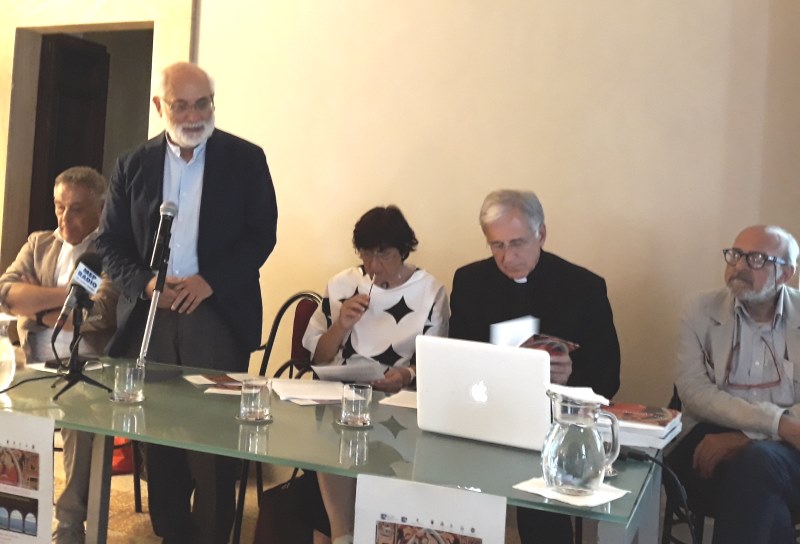 Trevi, presentati i cataloghi della mostra itinerante “Capolavori del Trecento”