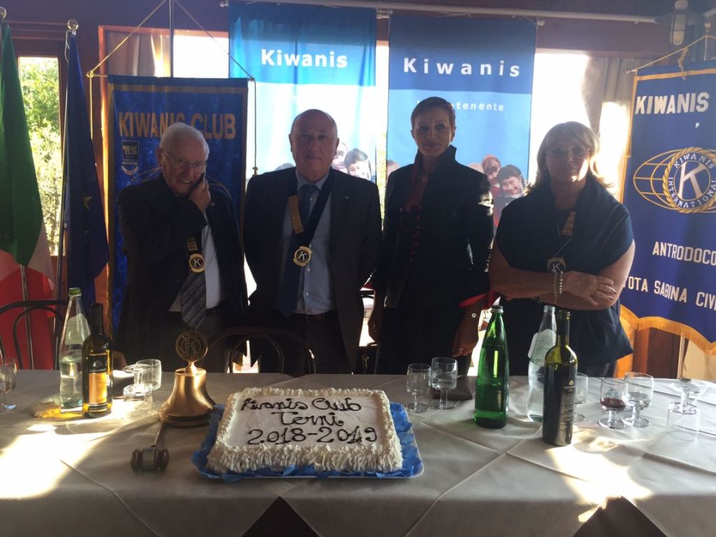 Passaggio della Campana al Kiwanis Club di Terni