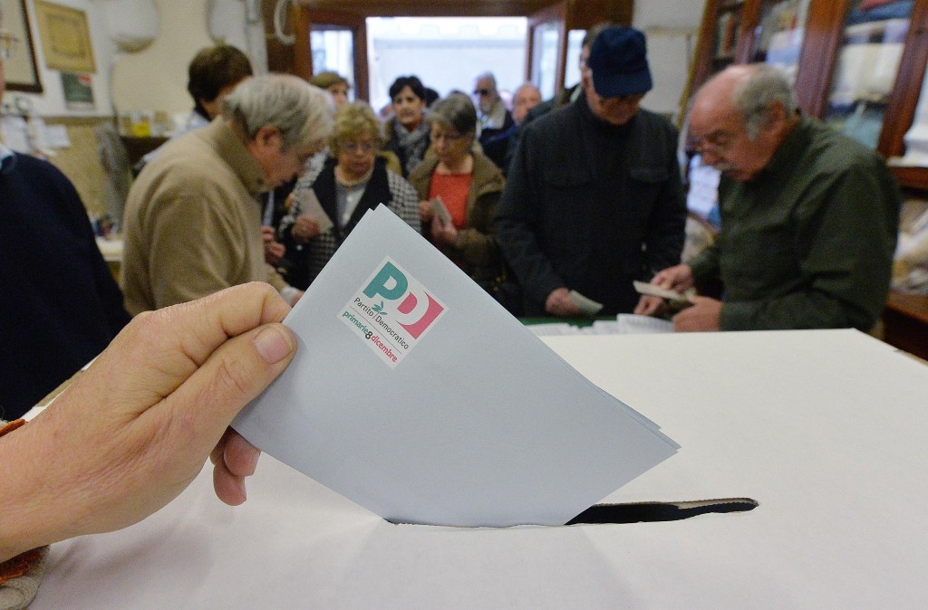 Primarie Pd, denunce: leghisti al voto e caso indiani