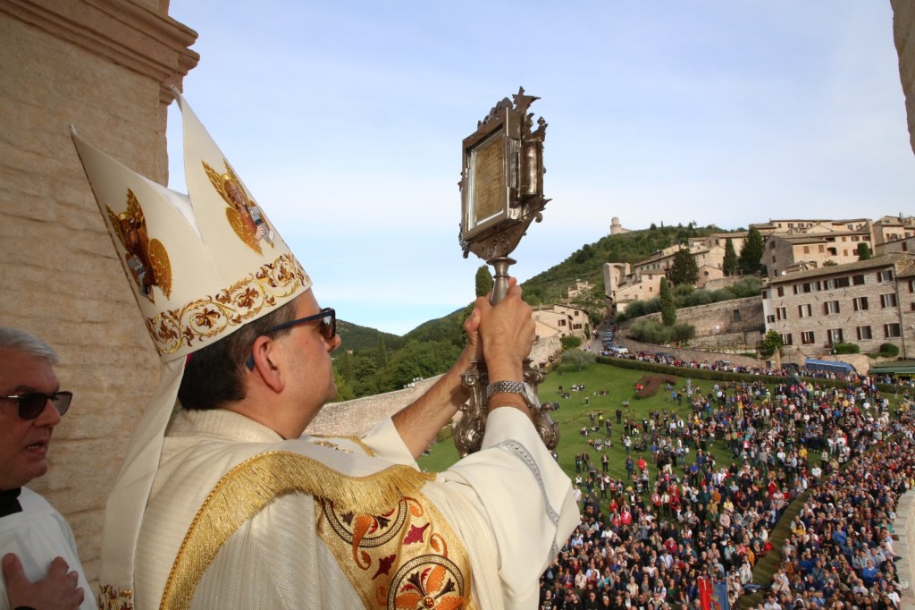 Chiusa la festività di San Francesco d’Assisi 2019: Luigi Di Maio pianta un albero