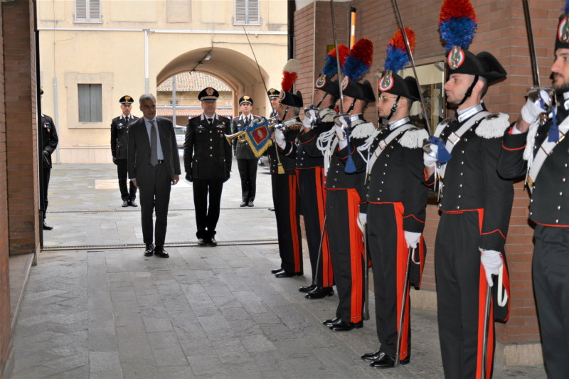 Perugia, Visita Del Prefetto Al Comando Legione Carabinieri Umbria ...