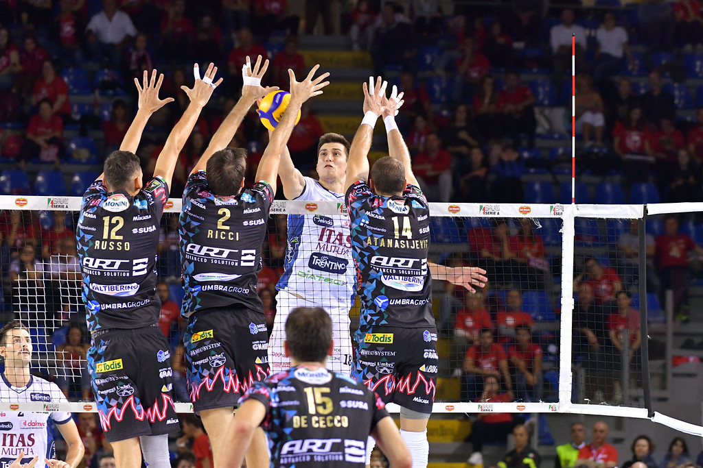 Supercoppa: Sir in finale contro Modena