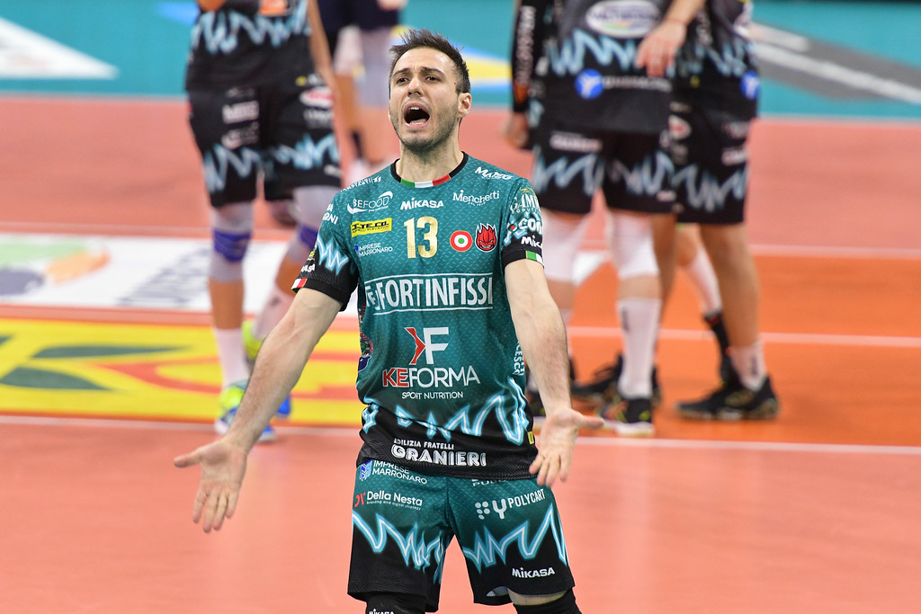 Sir, tornati negativi al Covid anche Colaci e Solè