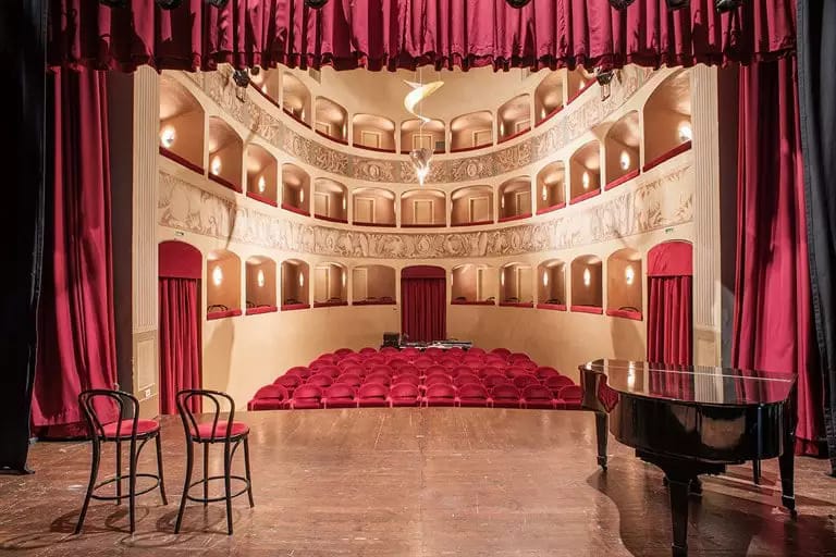 Coronavirus, al via la micro-stagione virtuale del Teatro dei Riuniti