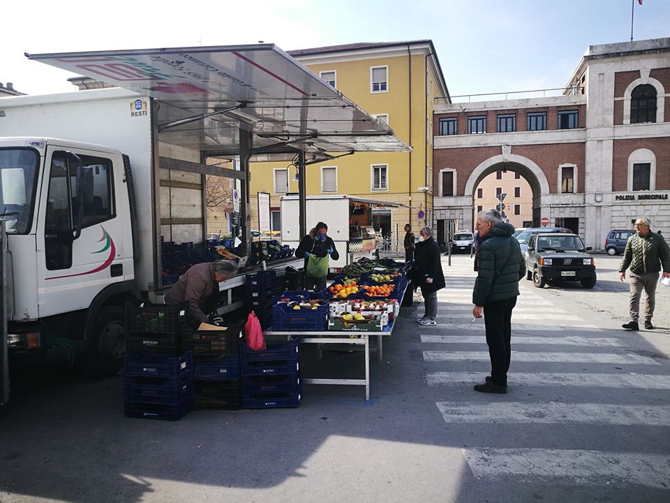 Mercati settimanali, di nuovo possibili anche a Spoleto