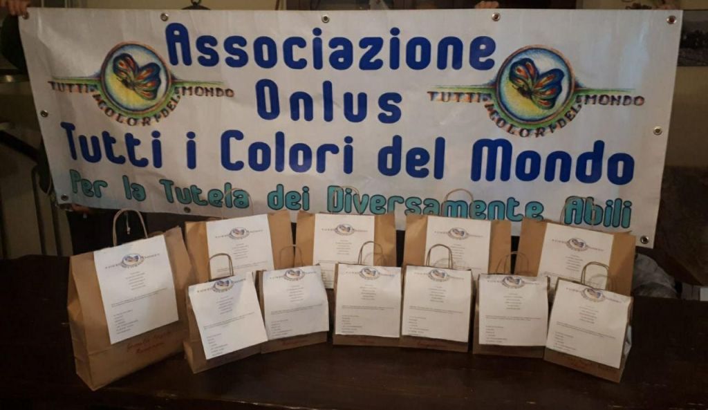 Tutti i Colori del Mondo, doni per i disabili di Norcia e Cascia
