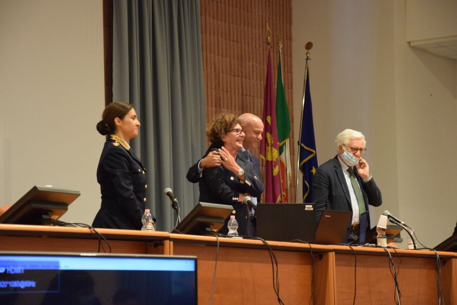 Scuola di Polizia “Lanari”, cerimonia dell’alzabandiera per gli Allievi Agenti del 209°Corso
