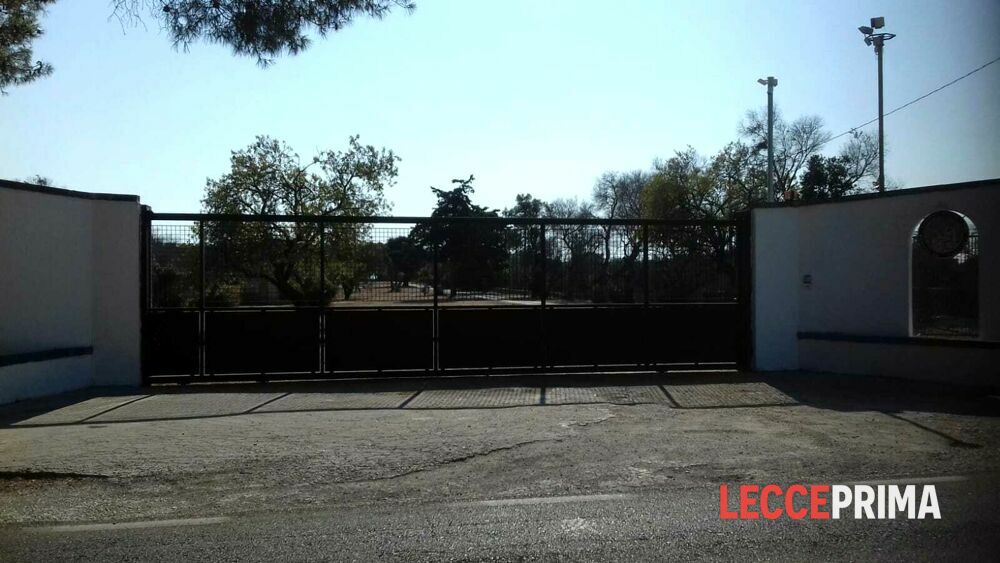 Fuori dalla discoteca ” urinavano sulla mia auto” | Spoletino picchiato a sangue a Gallipoli