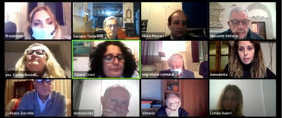 Dopo nemmeno 3 ore manca numero legale, sospeso Consiglio comunale