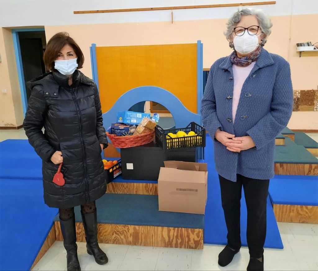 Polis e Rete Lilliput donano pacchi alimentari alla Caritas di Deruta