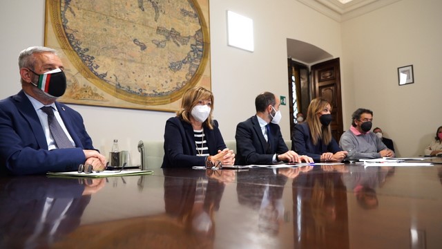 Sport, impianti, piscine e associazioni: 2 bandi per oltre 4 milioni