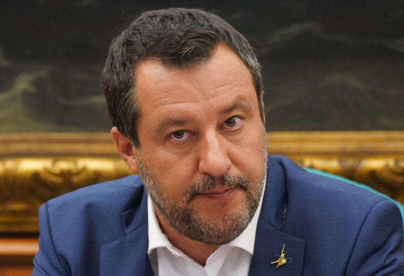Il ministro Salvini visita le Omc