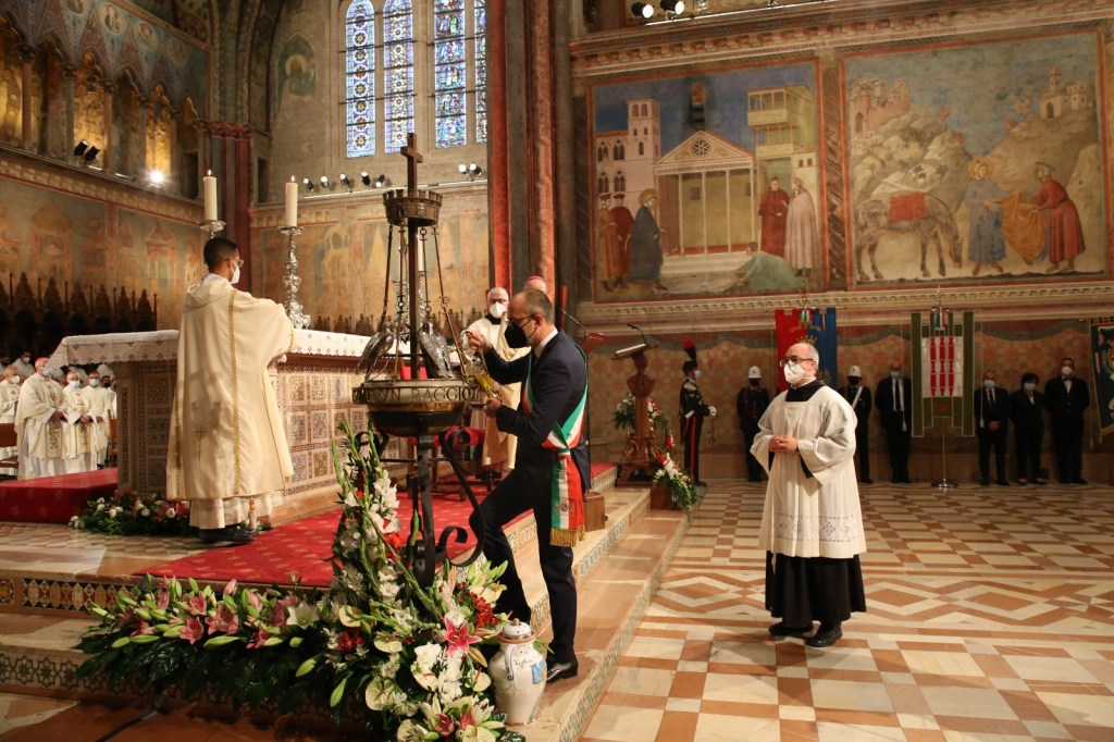 Celebrazioni di San Francesco 2021, si rinnova la devozione per il Patrono d'Italia | Foto