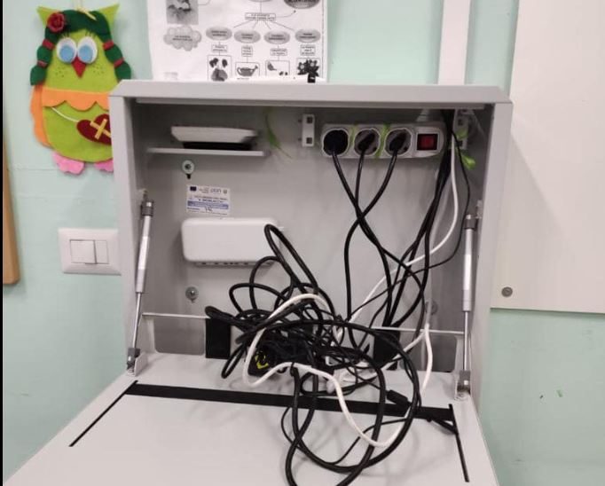 Ladri a scuola, rubati i computer dei bambini