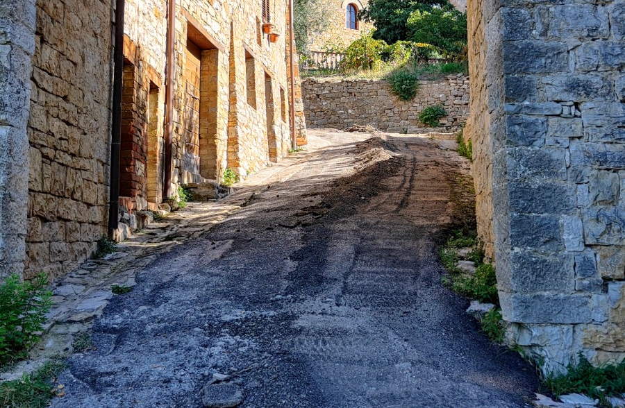 Al via il 1° stralcio dei lavori di messa in sicurezza della strada di Monte Vibiano Vecchio