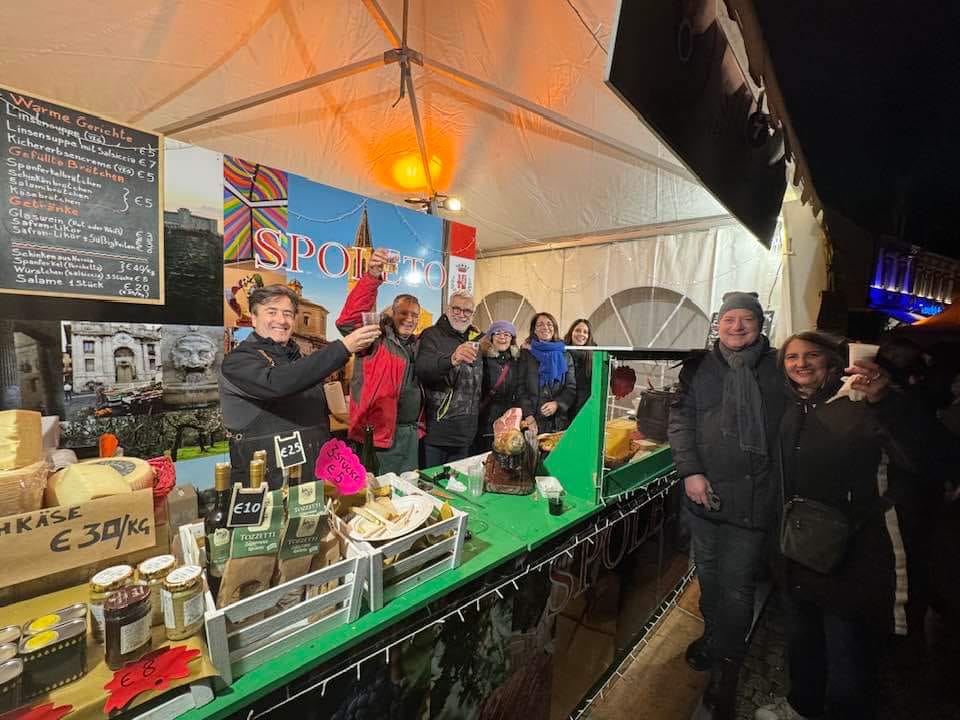 Gemellaggio Spoleto – Schwetzingen, successo per la missione in Germania