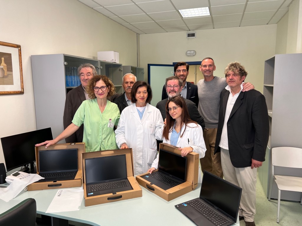 L'associazione Giacomo Sintini dona nuove strumentazioni all'ospedale di Perugia