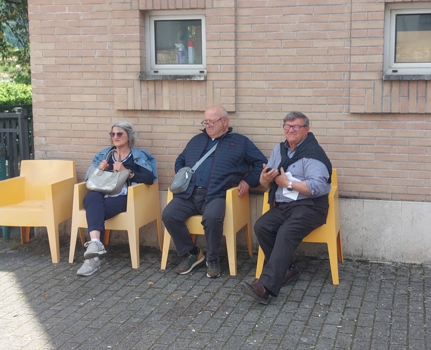 enzo alleori protesta ospedale spoleto