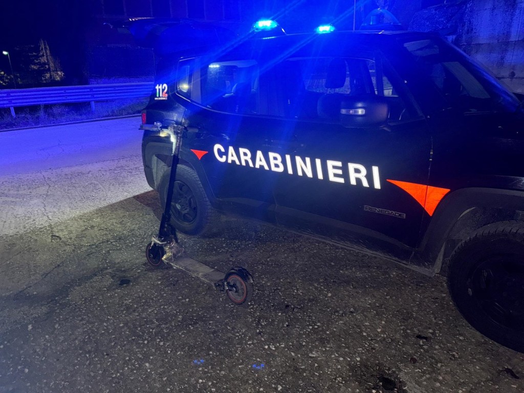 Controlli anti-alcol sulle strade, via la patente anche a un ubriaco in monopattino