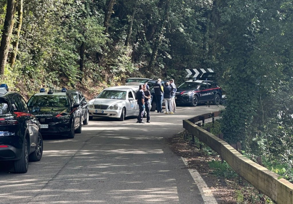 Omicidio Obi, l’assassino sulla strada di Monteluco: “Gli altri resti sono qui” | Video e aggiornamenti