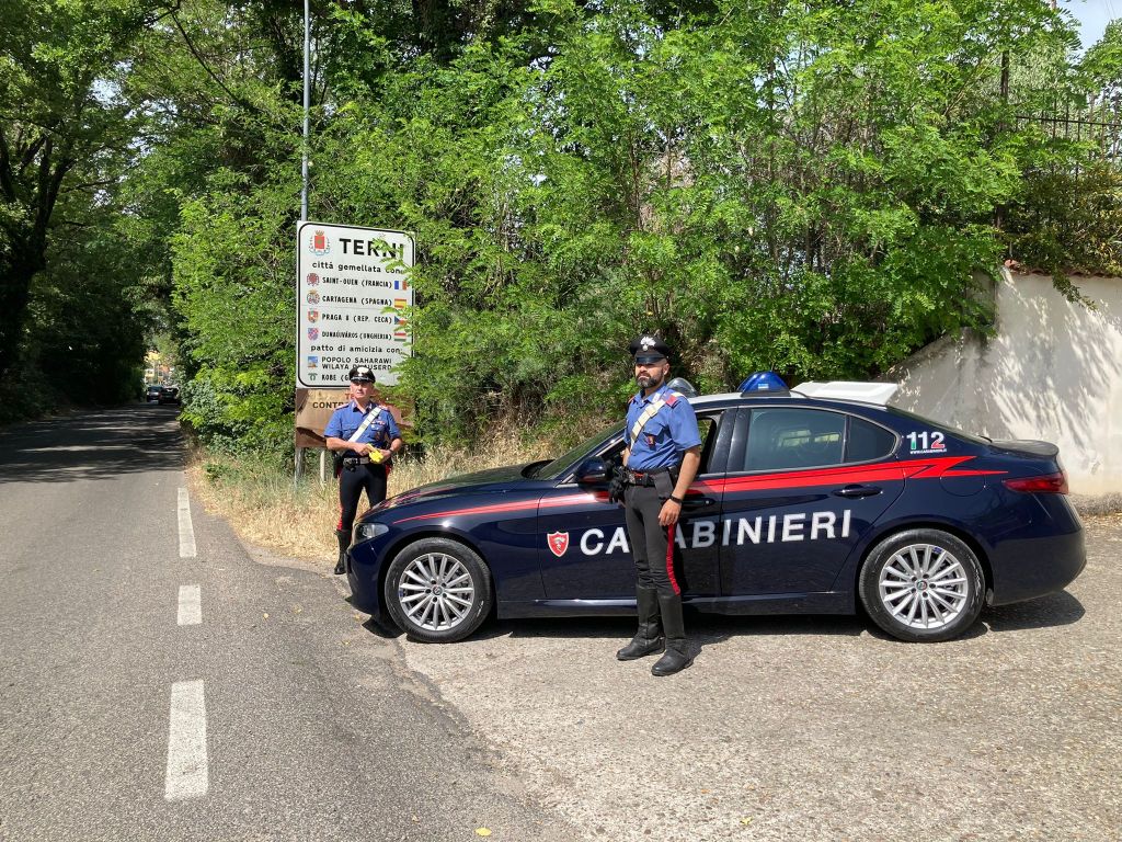 Ruba due cellulari a anziani in RSA | Arrestato per rapina aggravata