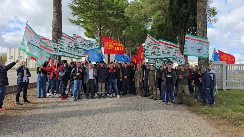 Rimane alta l’attenzione sulla Sitem di Trevi: da dicembre è scattata la cassa integrazione