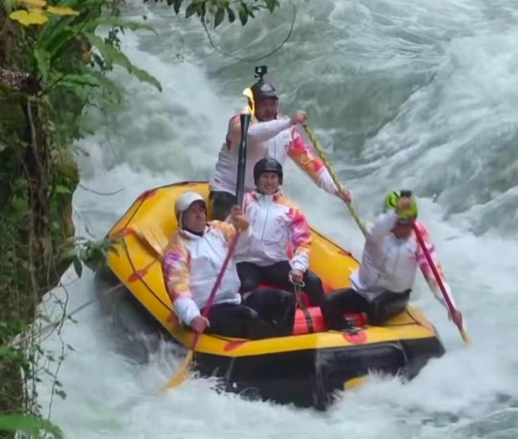 La Fiamma Olimpica in Umbria, tra il pozzo di San Patrizio e la Cascata delle Marmore | Foto e Video