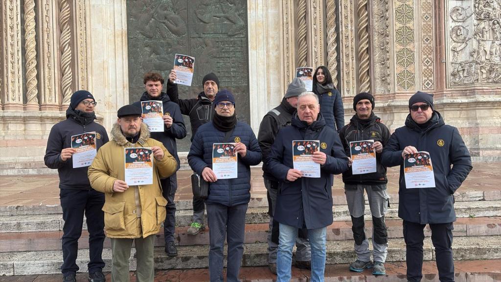 Opera del Duomo di Orvieto: flash mob dei lavoratori per rinnovo contratto delle fabbricerie